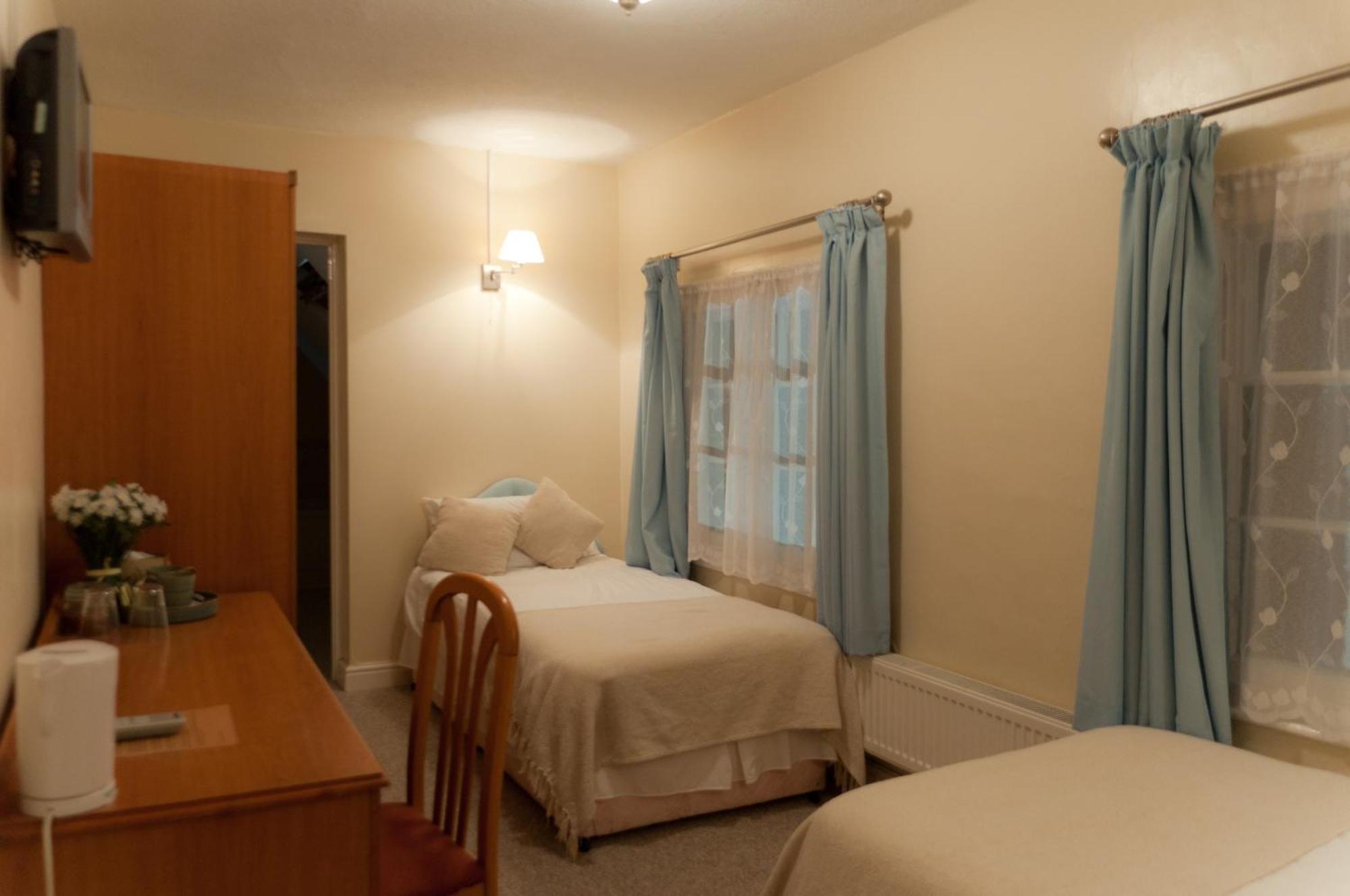 Oak Inn Upton Snodsbury ภายนอก รูปภาพ