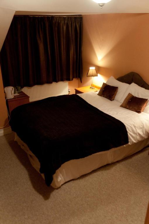 Oak Inn Upton Snodsbury ห้อง รูปภาพ